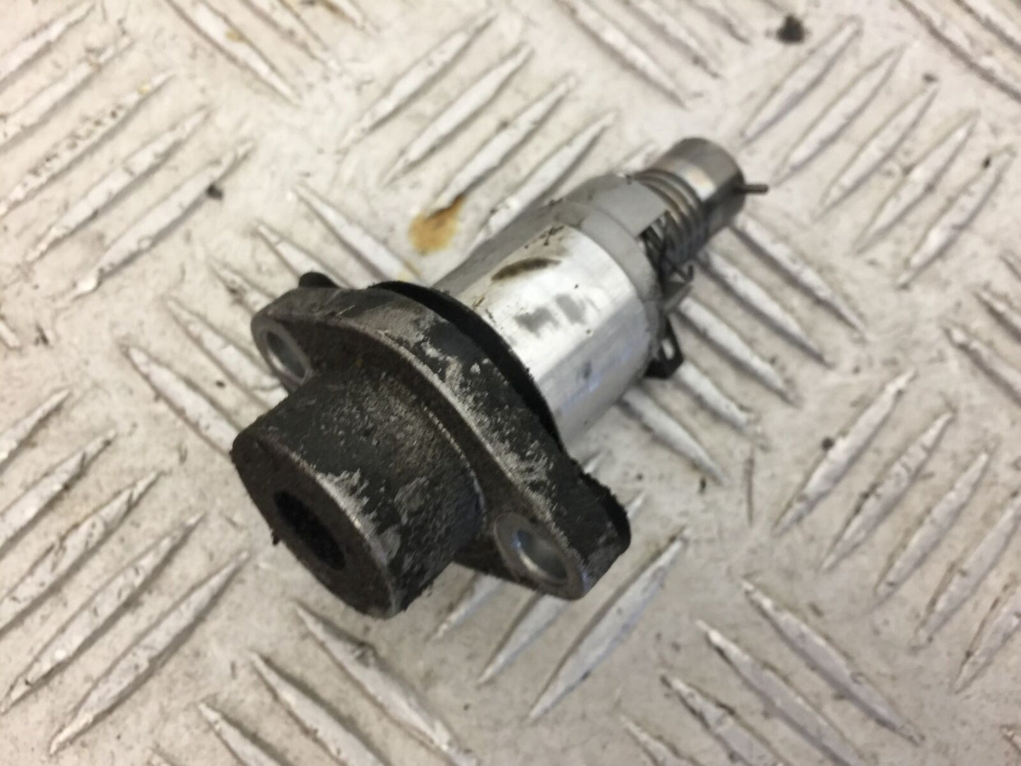 YAMAHA R6 2CO CAM CHAIN TENSIONER YEAR 2006 (STOCK 607)