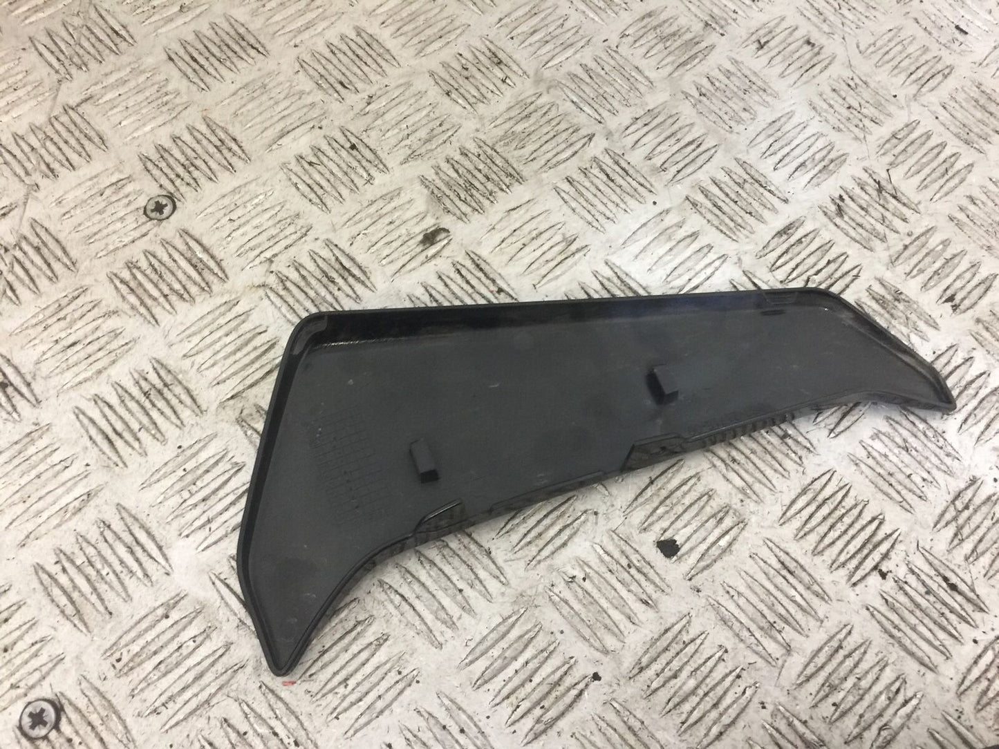 YAMAHA MT09 MT-09 RADIATOR COVER YEAR 2019 (STOCK 730)