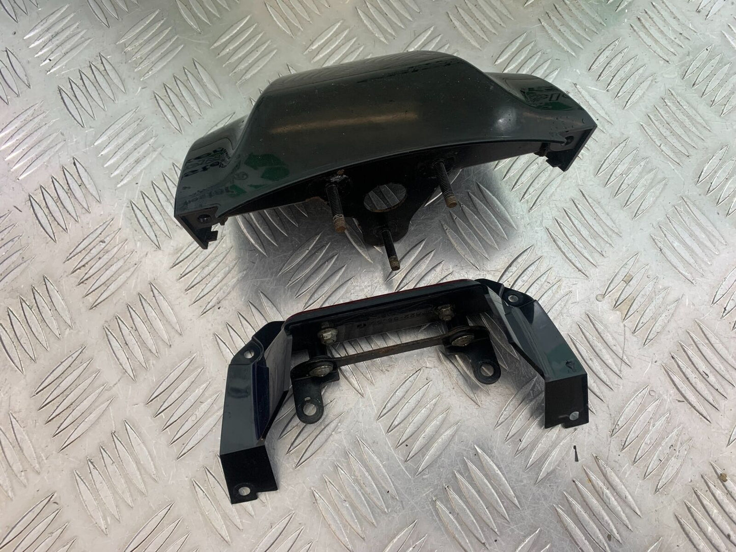 SUZUKI INTRUDER VL800 C800 NUMBER PLATE LIGHT YEAR 2012-16 (CMB1039)