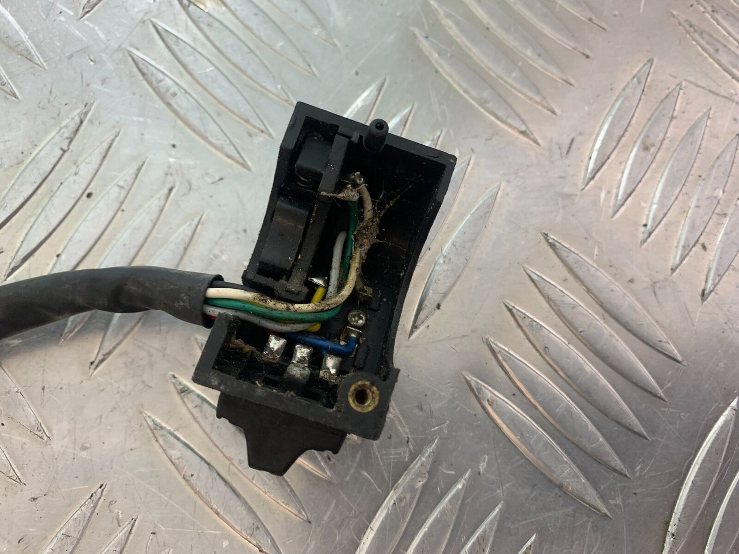 APRILIA RS50 RS 50 LEFT SWITCH GEAR YEAR 1996-1998 (CMB1132)