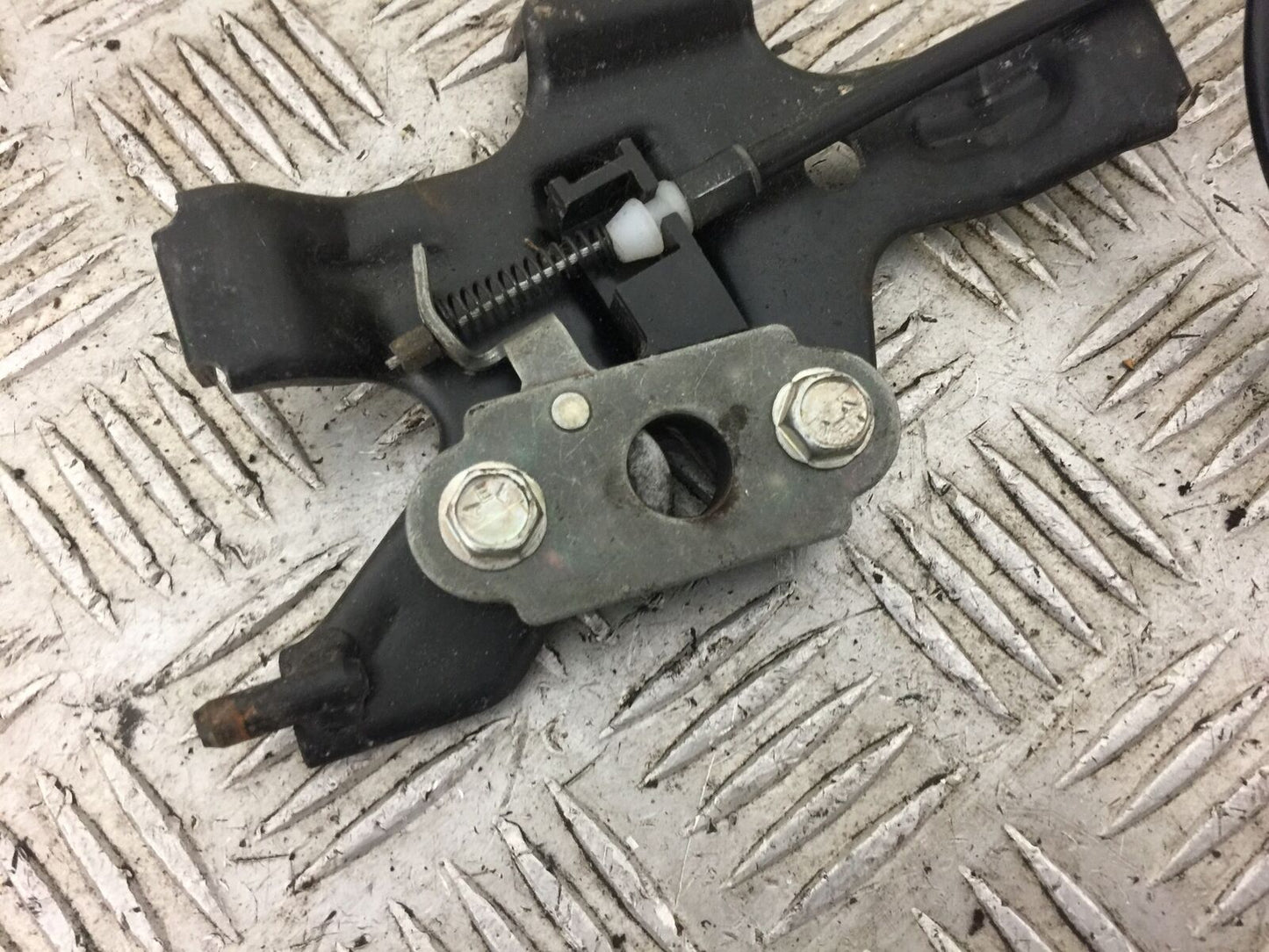 KTM RC125 RC 125 SEAT CATCH AND CABLE 2014 2017 (STOCK 569)