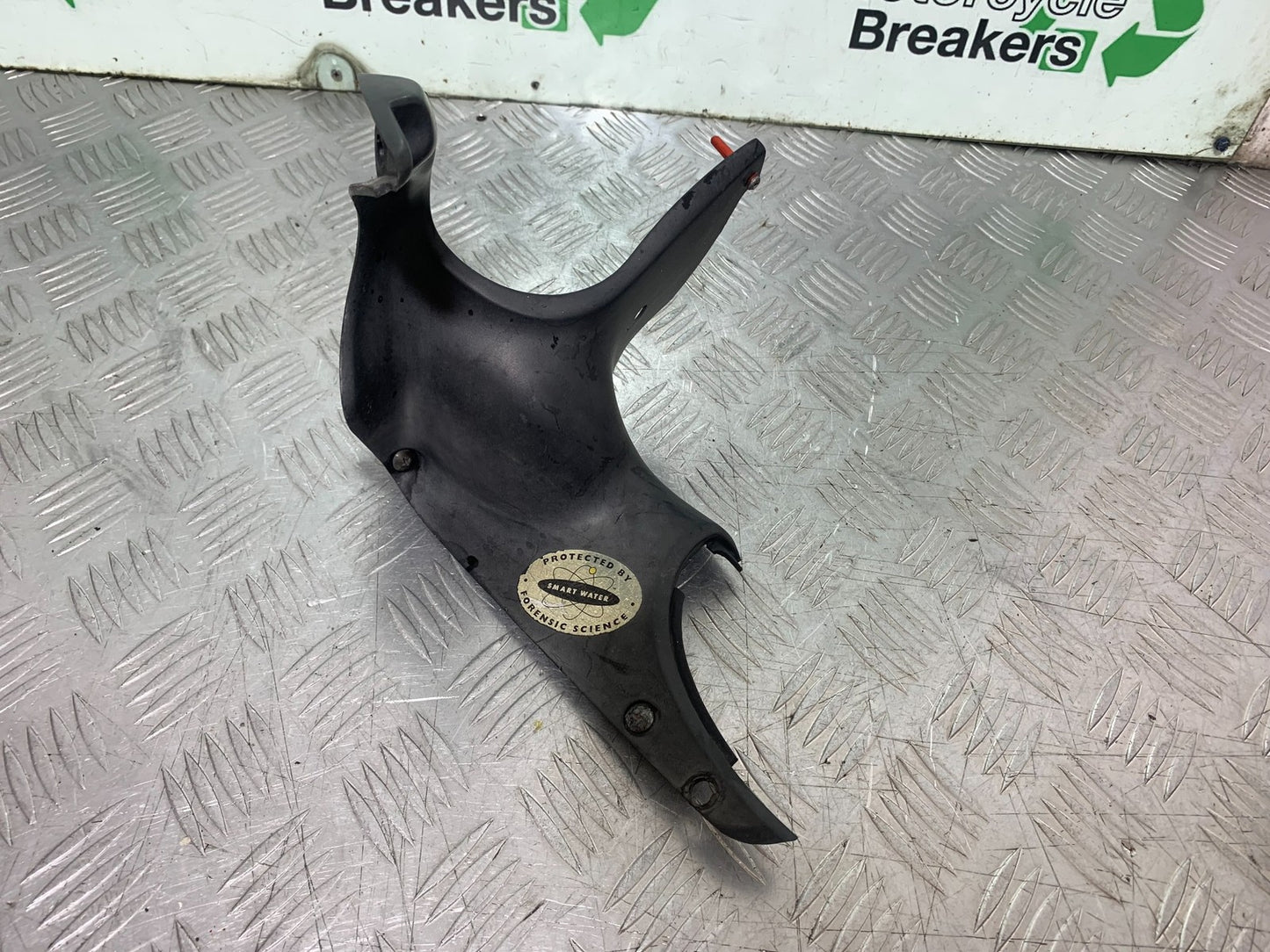 HONDA CBR600 CBR 600 FX FY TOP FAIRING INFILL PANEL YEAR 1999-2000 (CMB1287)