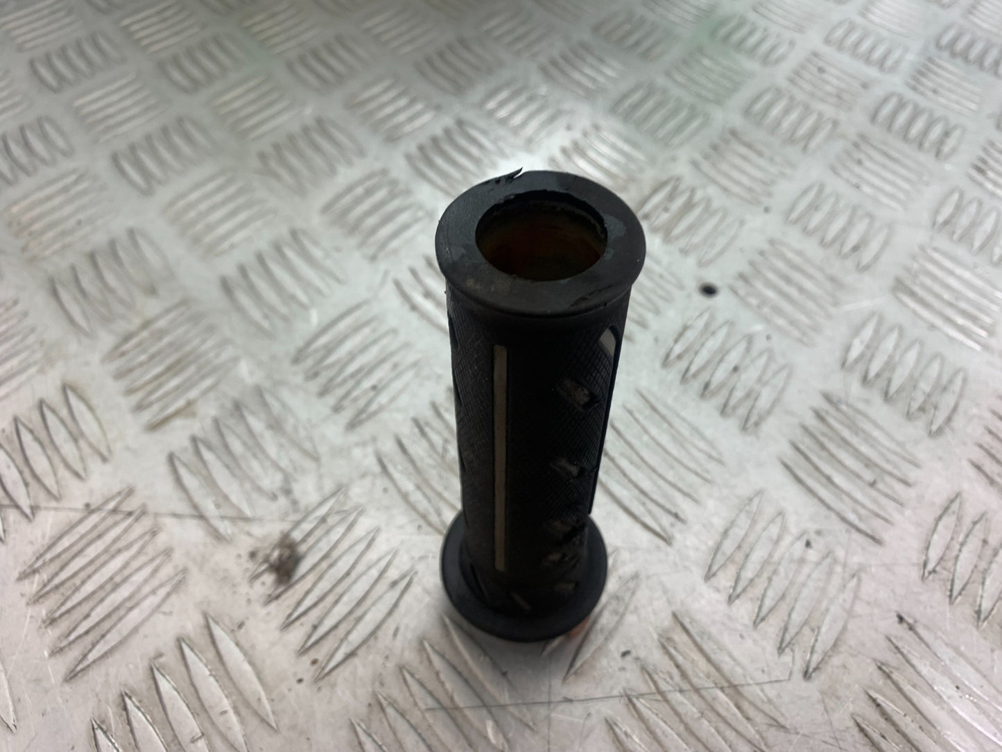 KAWASAKI J125 J125 THROTTLE TWIST GRIP YEAR 2016-2020 (CMB1158)