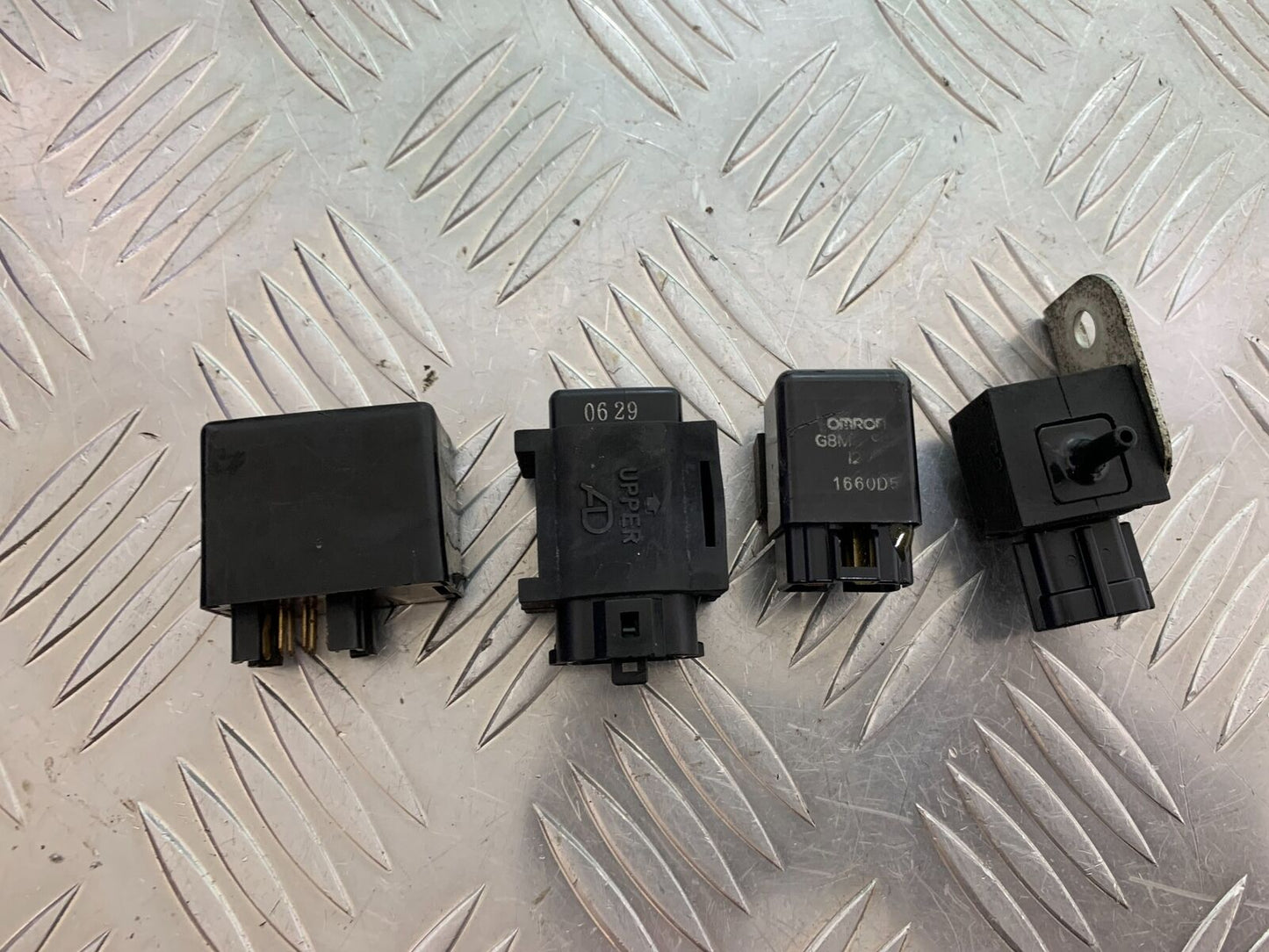 SUZUKI GSX1250 GSX 1250 RELAYS YEAR 2013-2016 (CMB1013)