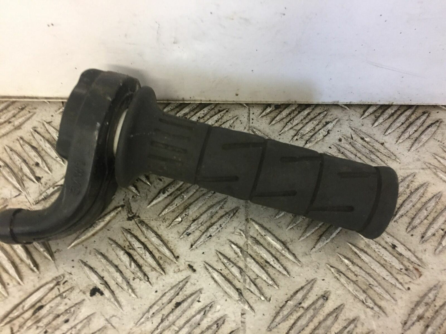 KAWASAKI ZX12R ZX12 R THROTTLE YEAR 2001