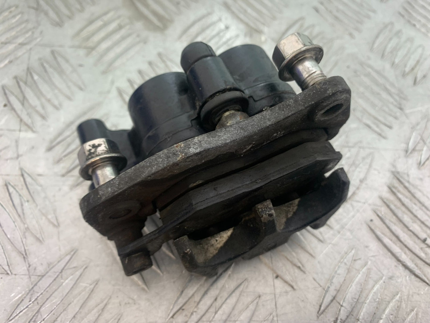 TRIUMPH 955i SPRINT ST REAR BRAKE CALIPER 1999-2004 (CMB1176)