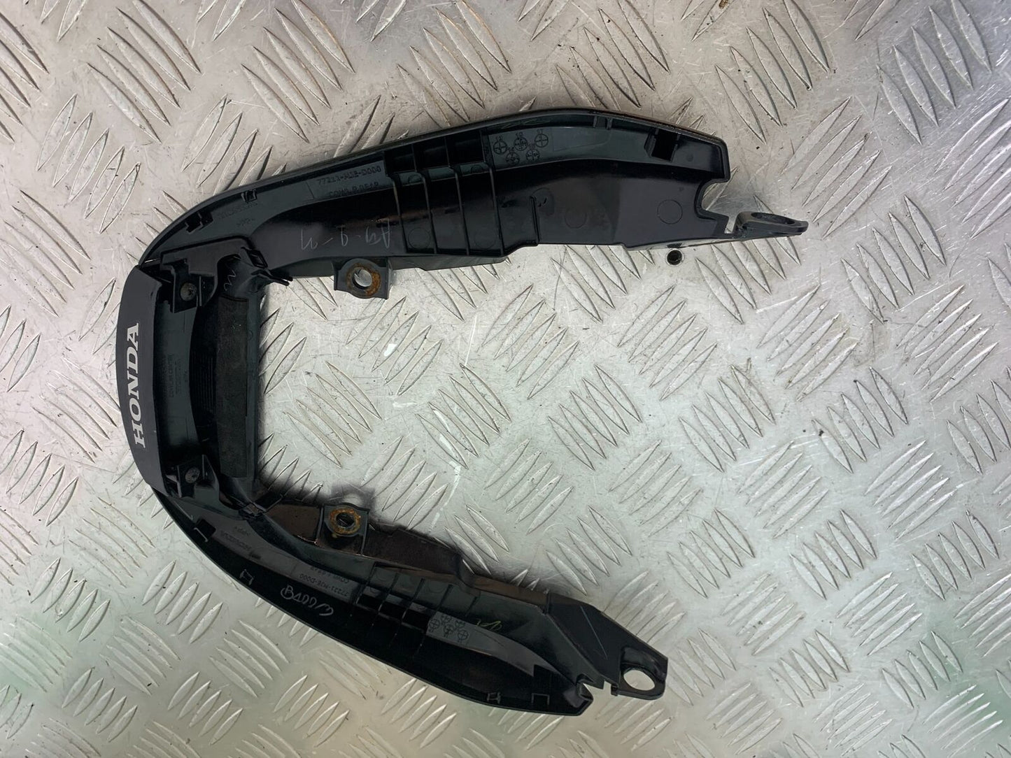 HONDA CB650F CB 650 FA-E TAIL PIECE YEAR 2014-2017 (CMB1065)
