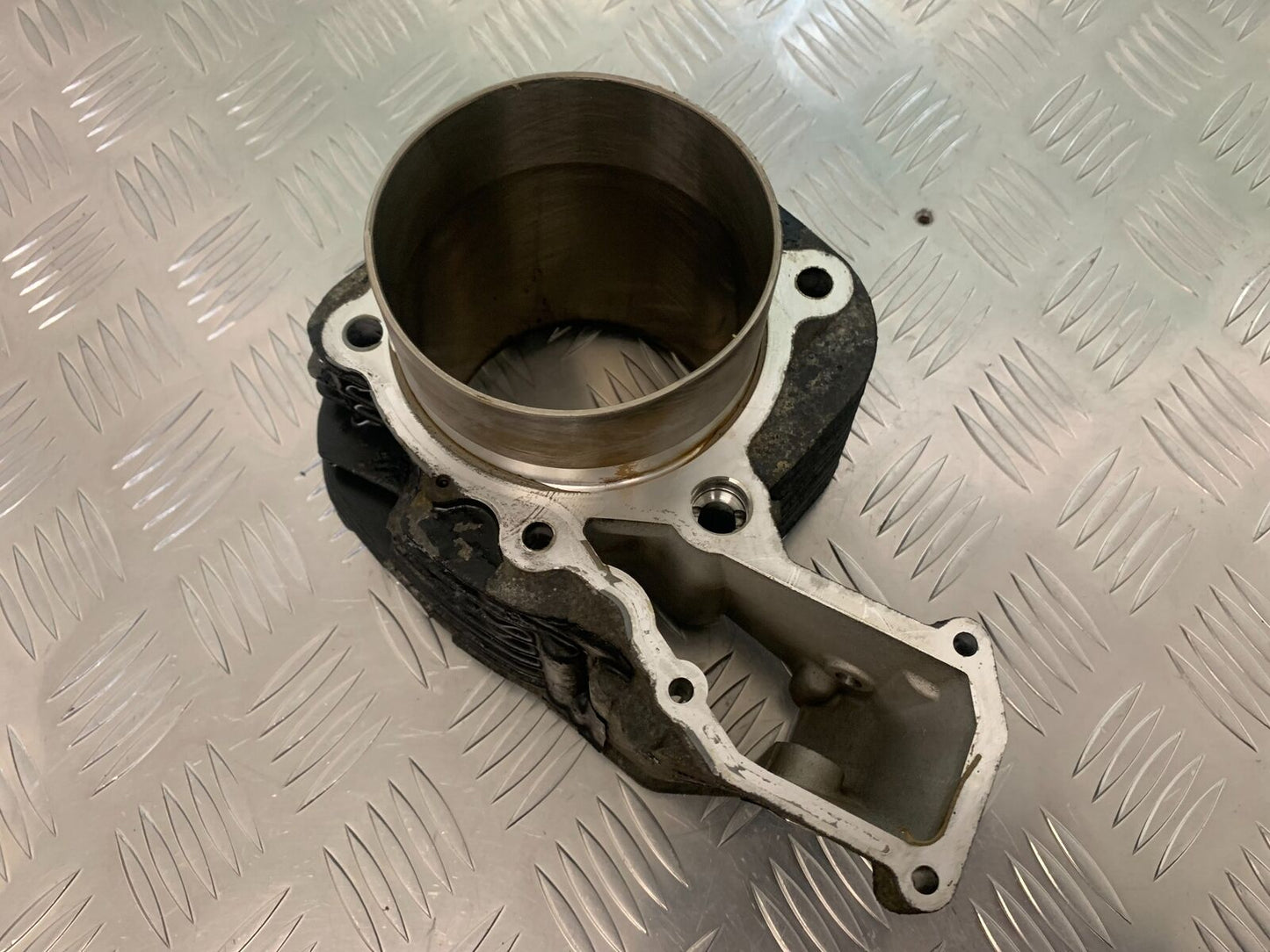 BMW R1200 RT R 1200 RT LEFT BARREL YEAR 2005-2009 (STOCK 943)