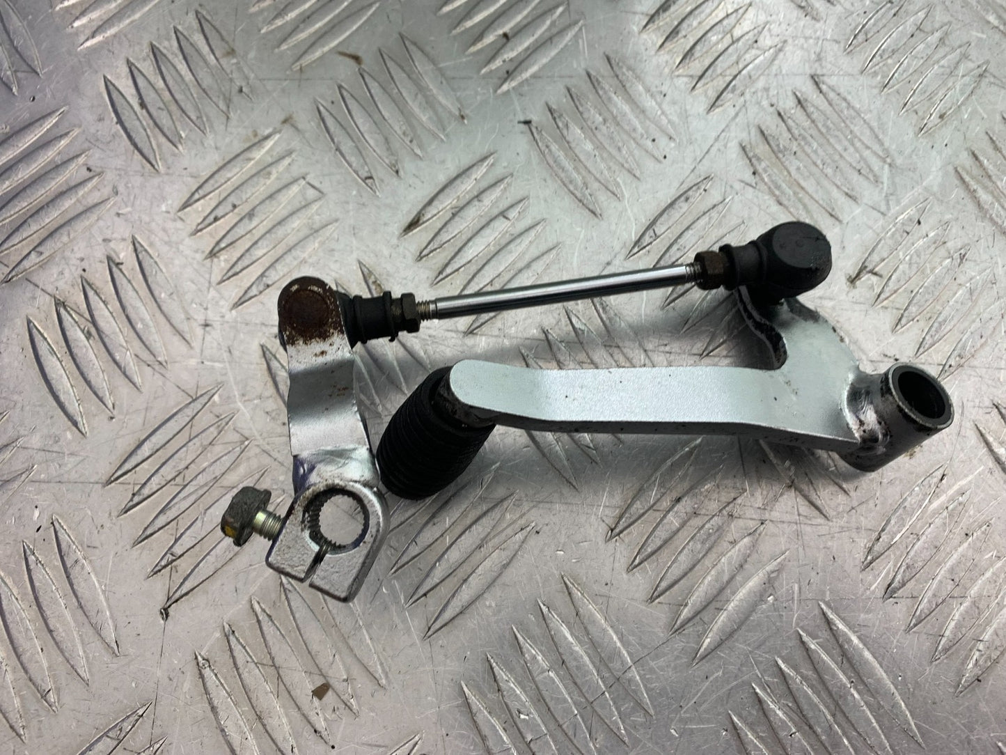 HONDA NT 700 V DEAUVILLE GEAR LEVER YEAR 2006-2010 (CMB1298)