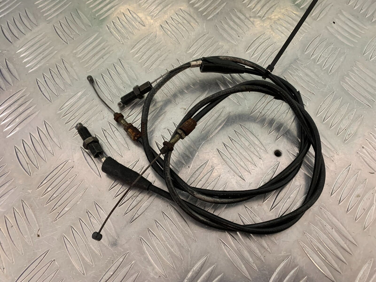 KAWASAKI KLR250 KLR 250 THROTTLE CABLES YEAR 1984-2001 (STOCK 980)