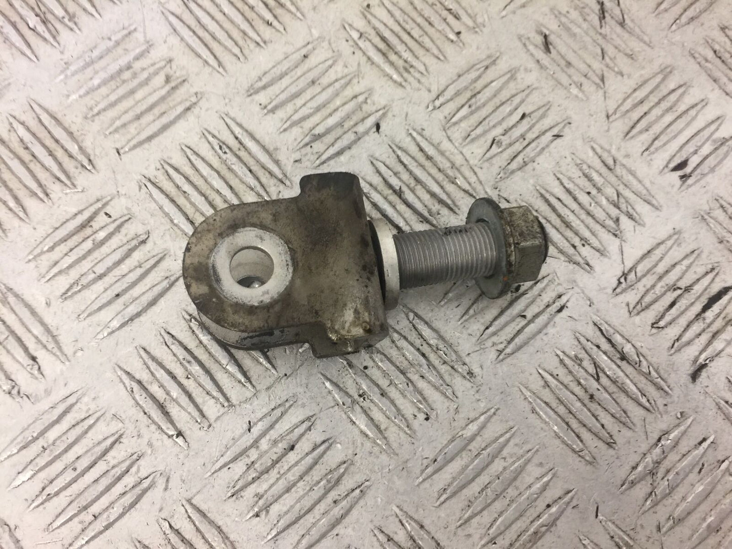 KAWASAKI ZX6R REAR SHOCK MOUNT YEAR 2009-2012 (STOCK 626)