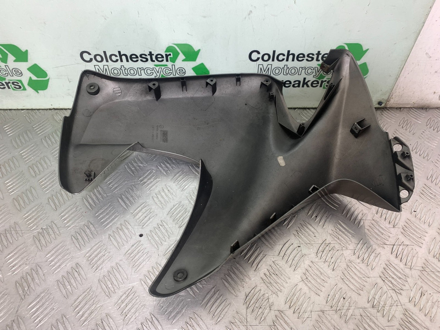 HONDA XL125 VARADERO RIGHT FAIRING PANEL YEAR 2001-2006 (CMB1210)
