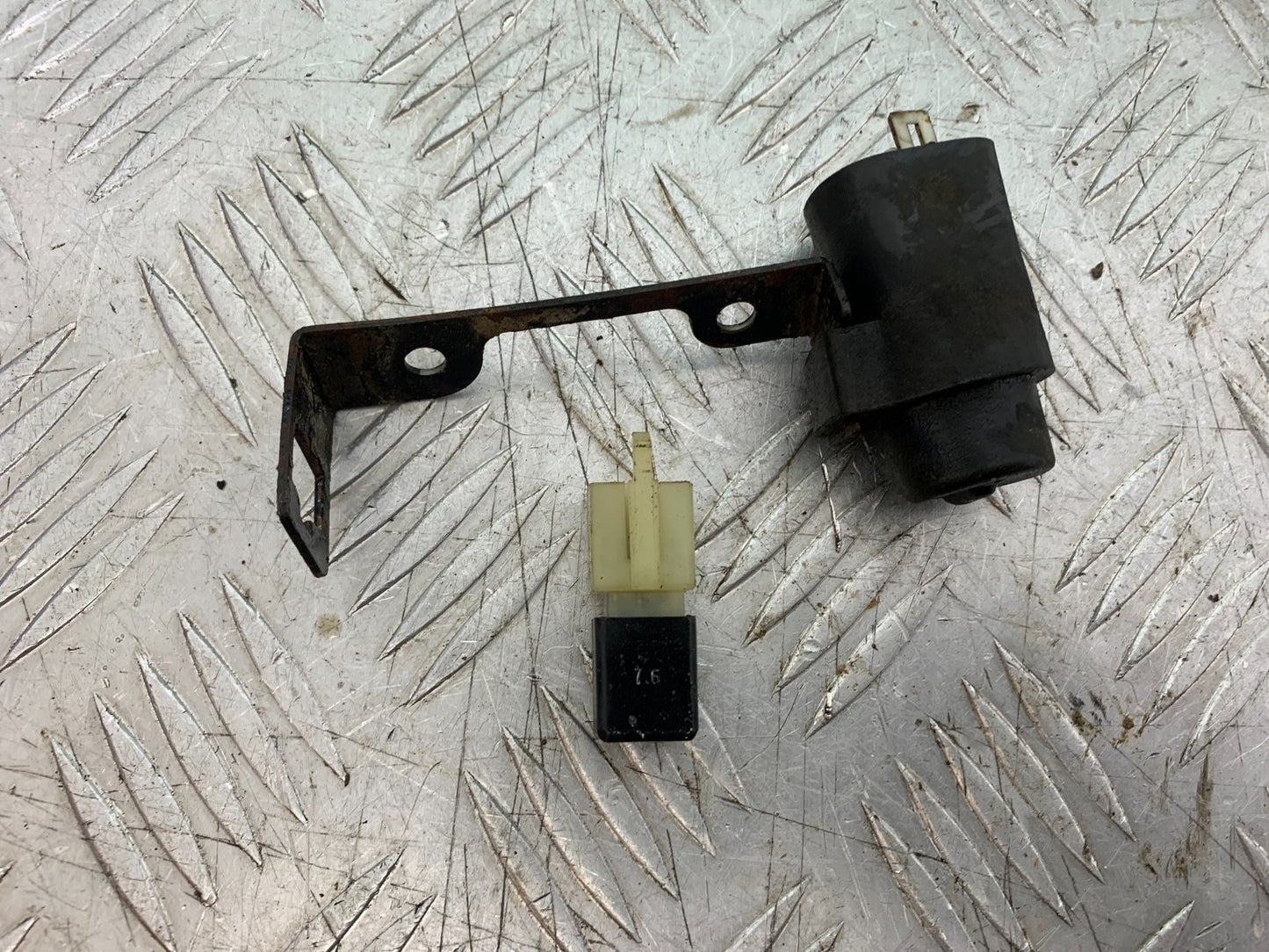 KAWASAKI KLR250 KLR 250 RELAYS YEAR 1984-2001 (CMB1225)
