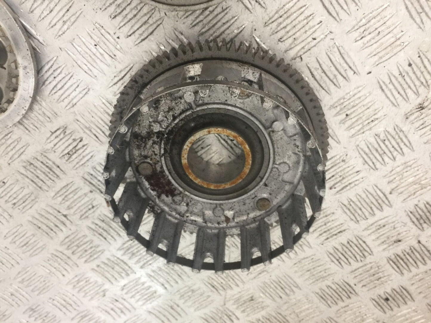 YAMAHA R6 5EB CLUTCH YEAR 1999-2002 (STOCK 757)