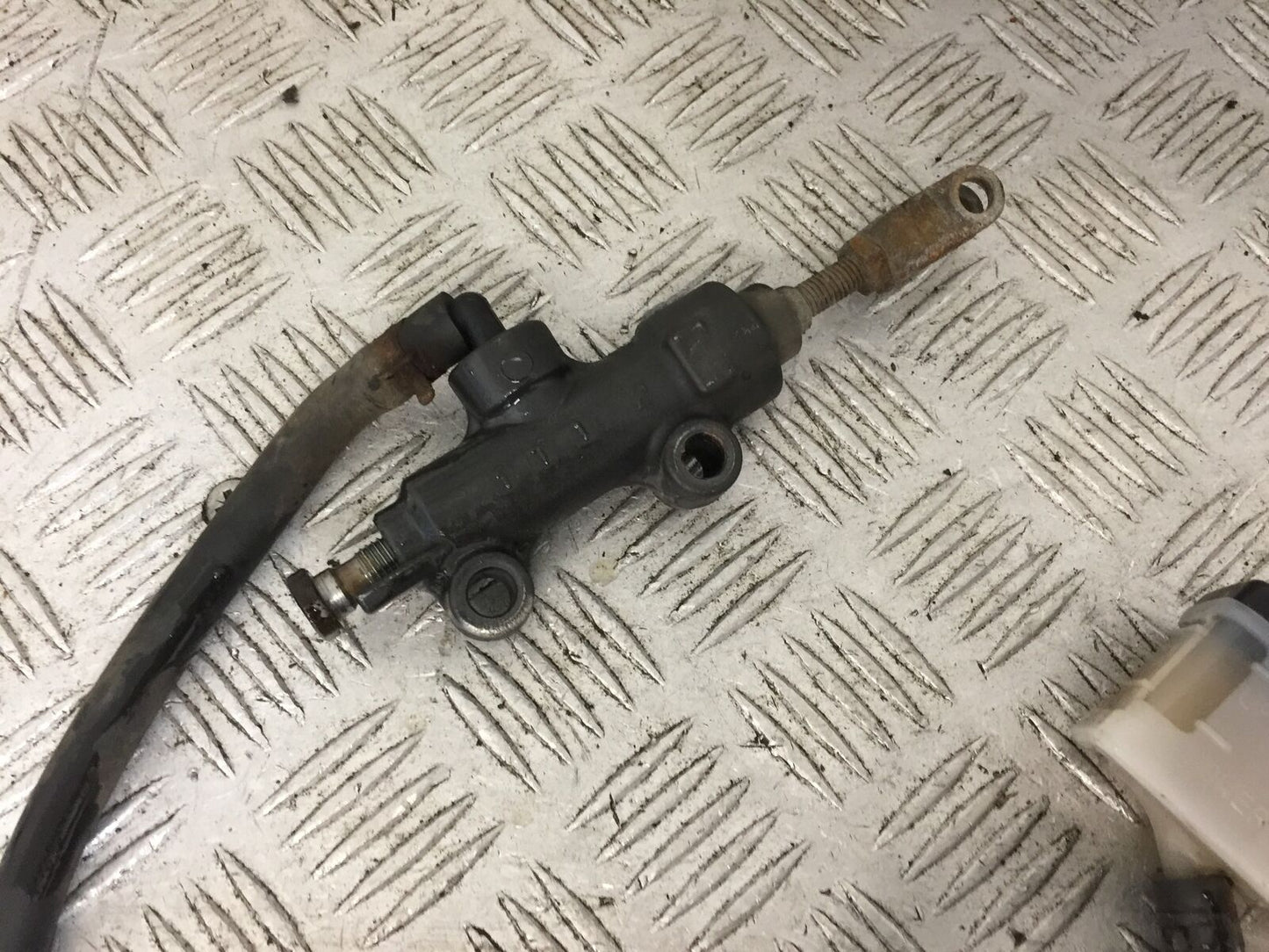 TRIUMPH TROPHY 1215 SE REAR BRAKE MASTER CYLINDER 2012-2017 (STOCK 870)