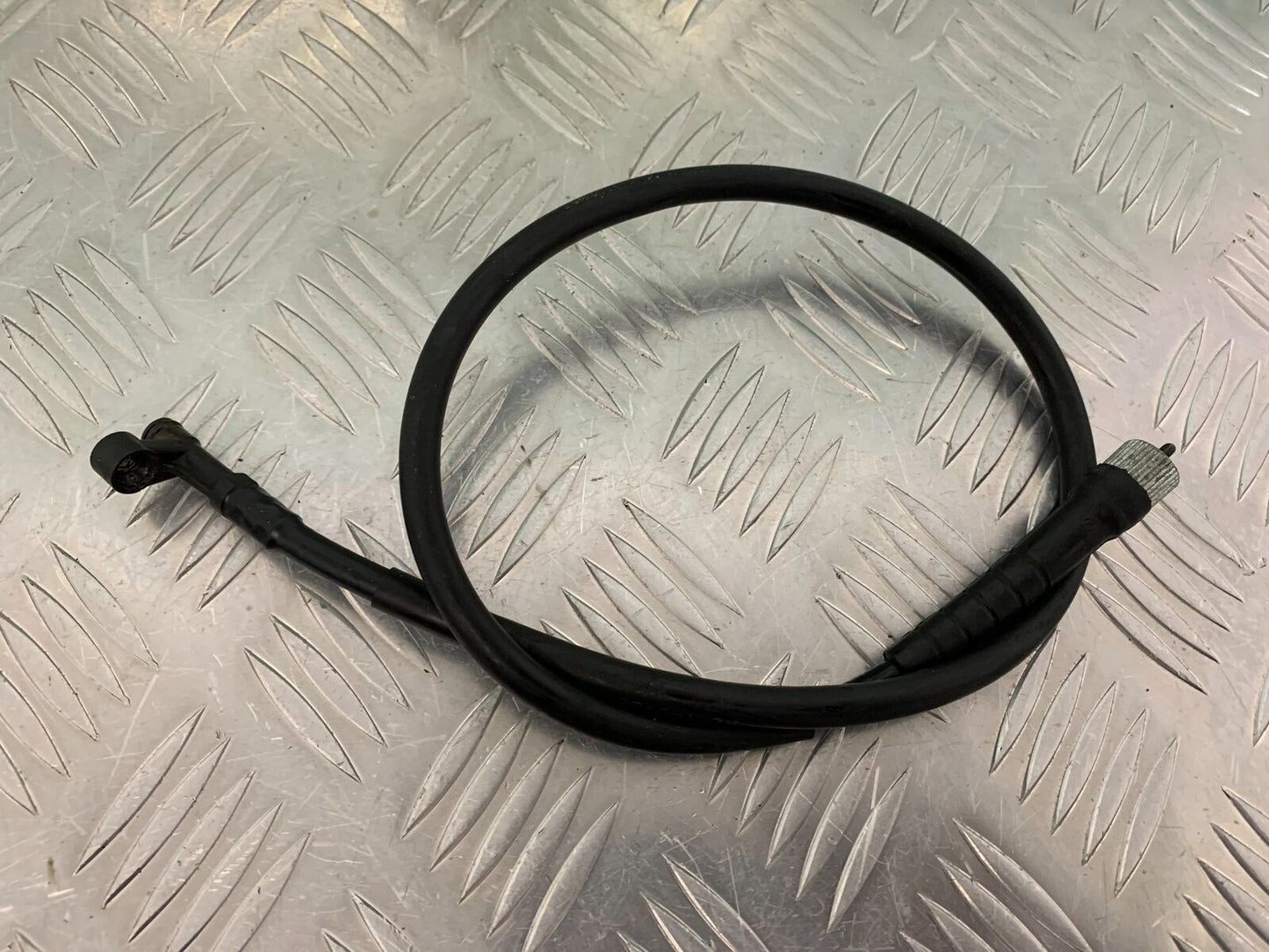 TRIUMPH DAYTONA T595 955i SPEEDO CABLE YEAR 1997-2000 (STOCK 981)