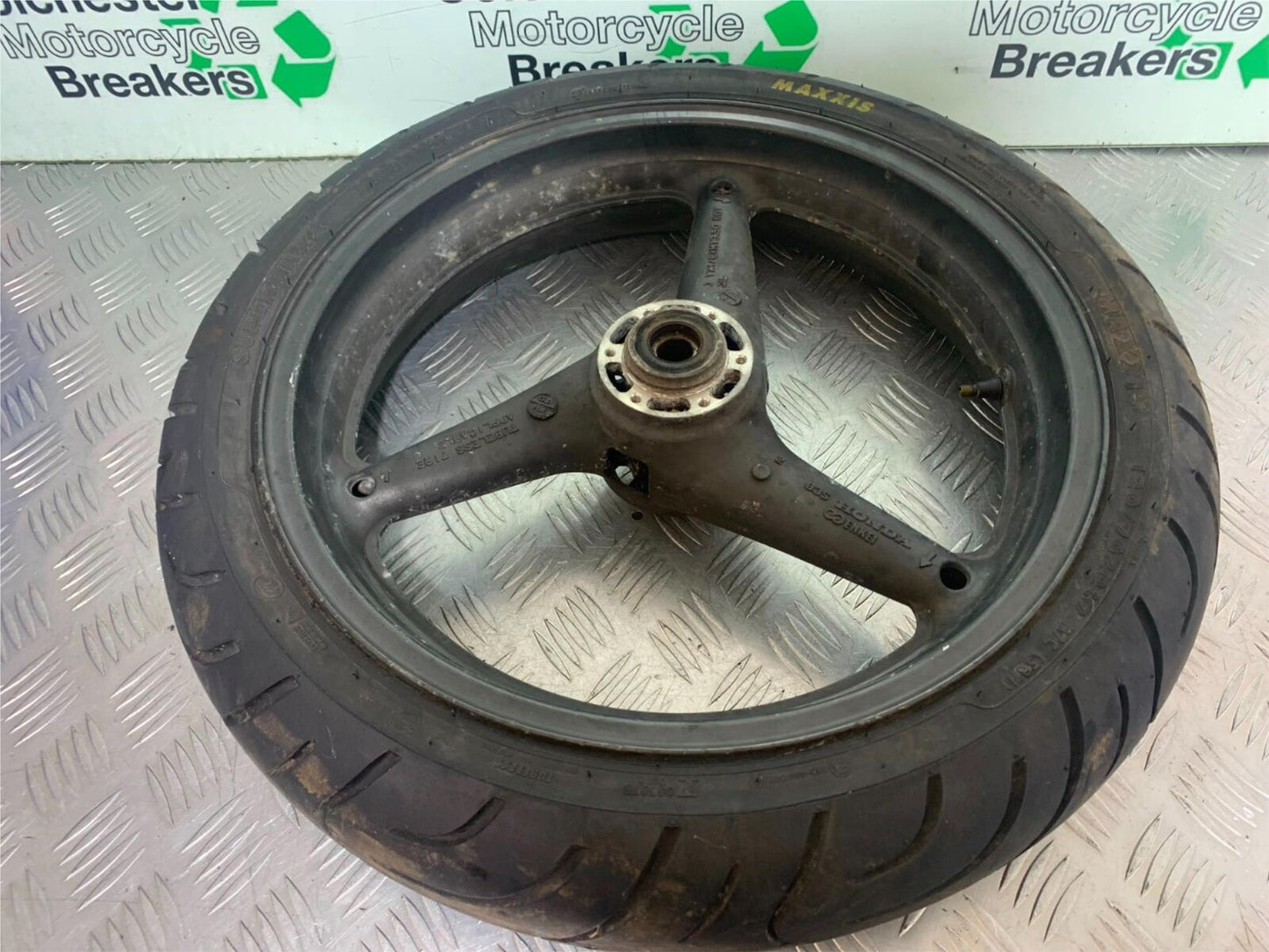 HONDA CB600 CB 600 HORNET FRONT WHEEL YEAR 1998 -2002 (CMB1126)