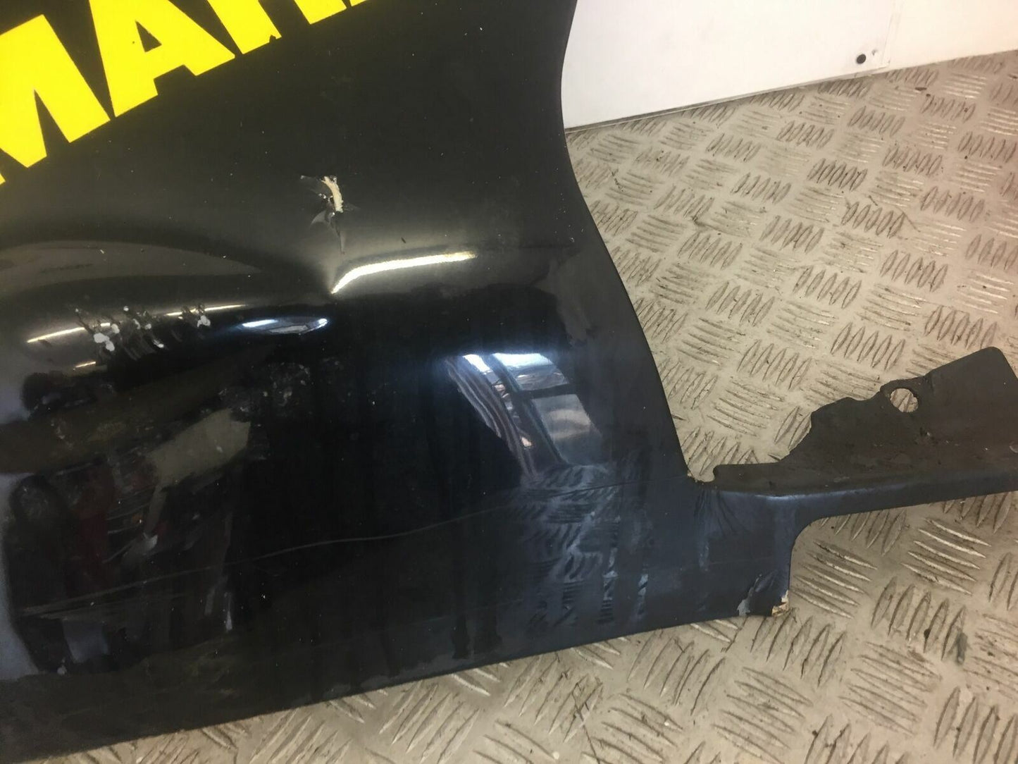 YAMAHA FZR1000 FZR 1000 GENESIS LEFT FAIRING PANEL (STOCK NO 180)