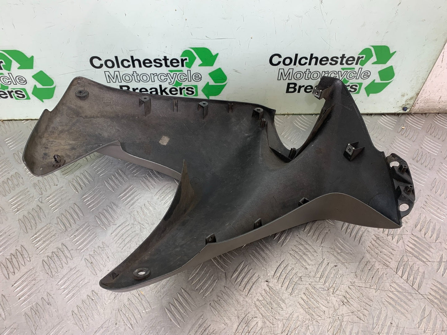 HONDA XL125 VARADERO RIGHT FAIRING PANEL YEAR 2001-2006 (CMB1304)