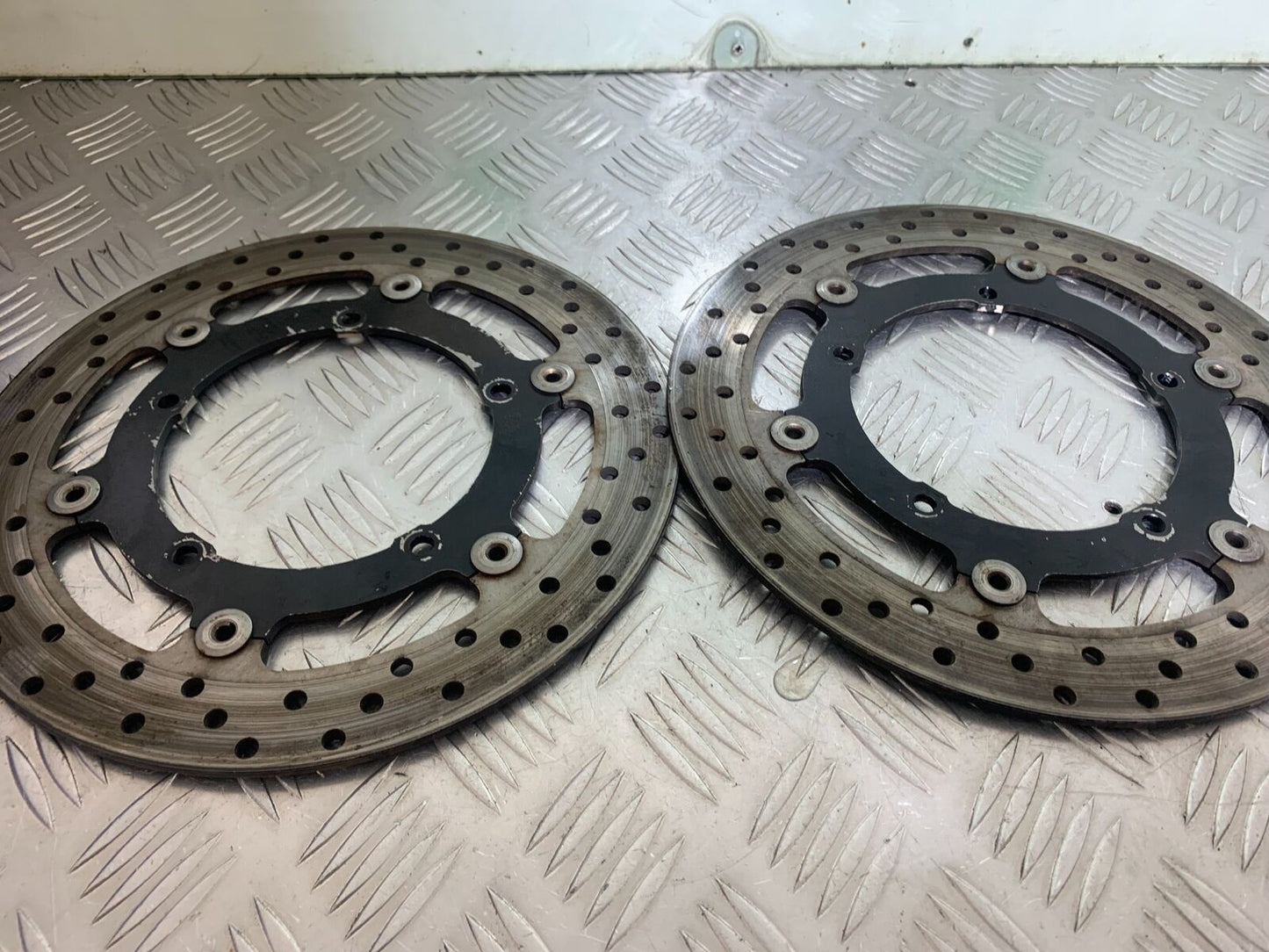YAMAHA XJ6 XJ6-S FRONT BRAKE DISCS YEAR 2009-2015 (CMB1070)