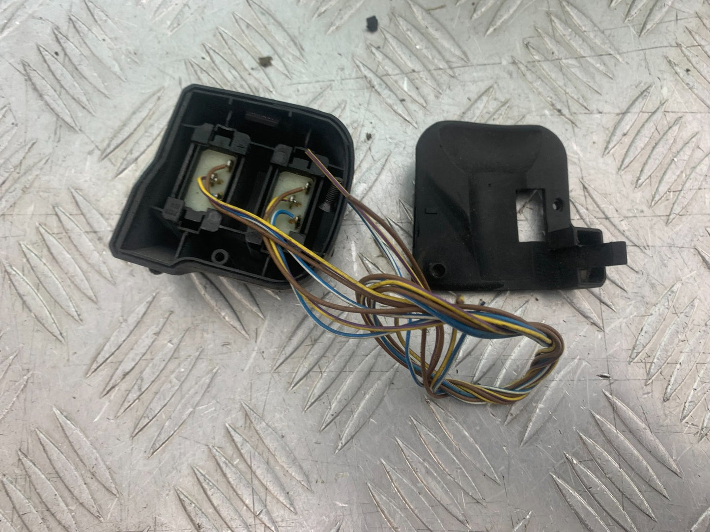 BMW K1200 K 1200 LT FOG LIGHT SWITCH YEAR 1999-07 (CMB1271)