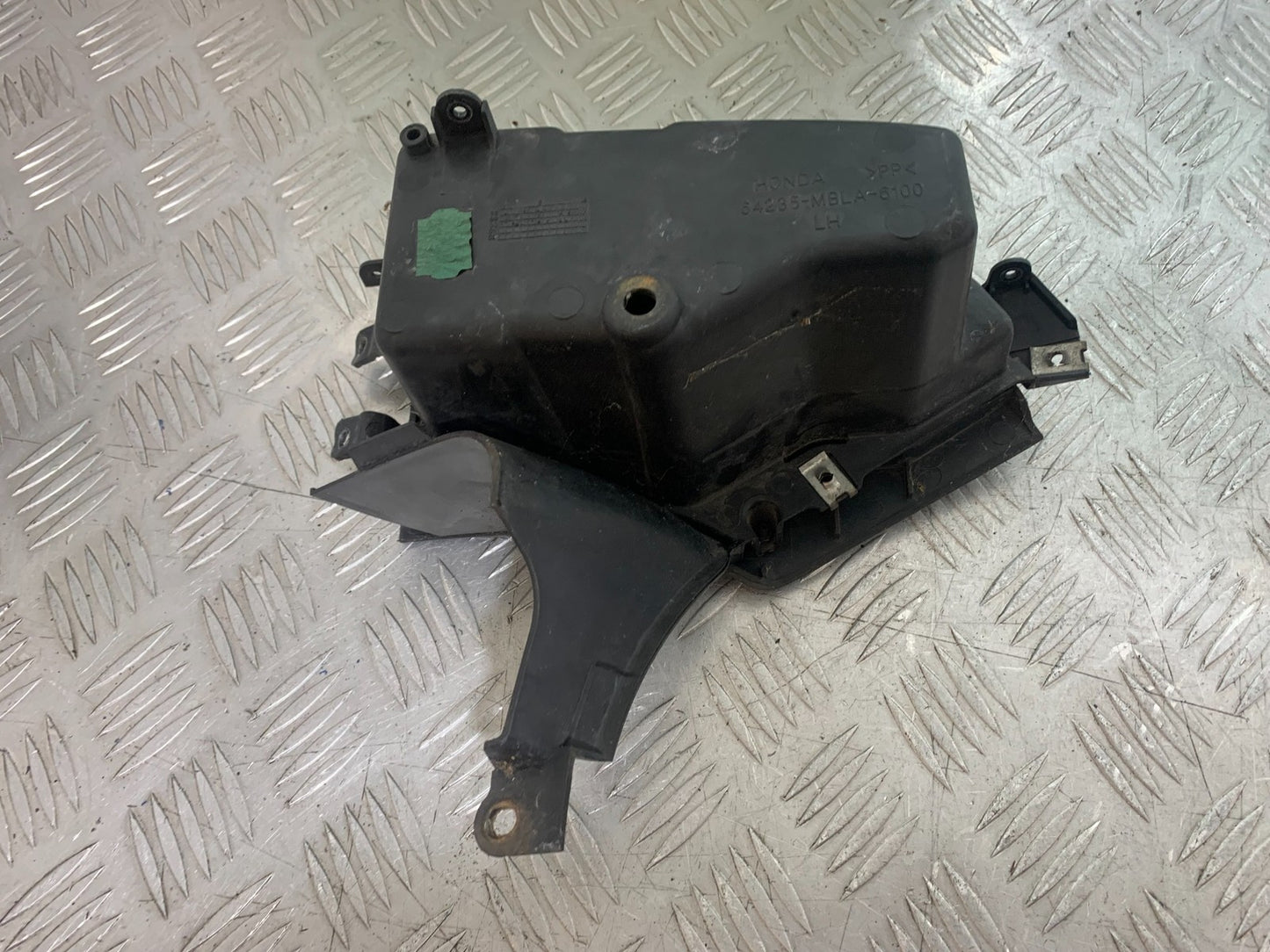 HONDA NT650 V DEAUVILLE LEFT POCKET AND LID YEAR 1998-01 (CMB1320)