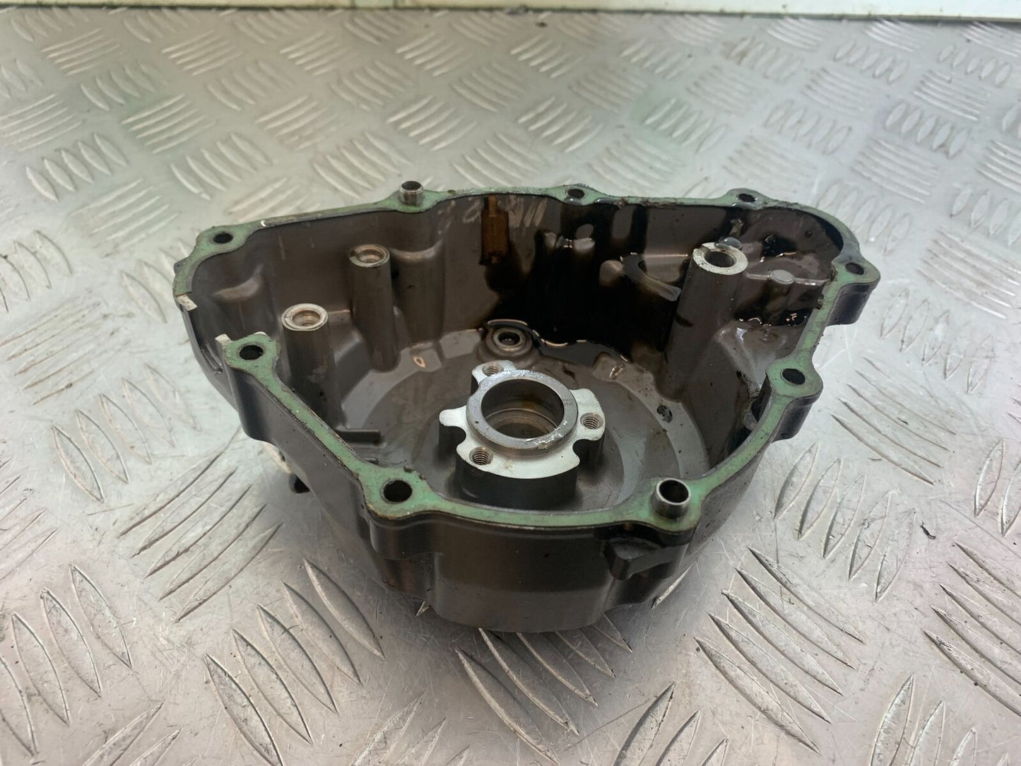 HONDA CBR125 CBR 125 GENERATOR COVER YEAR 2008 - 2010