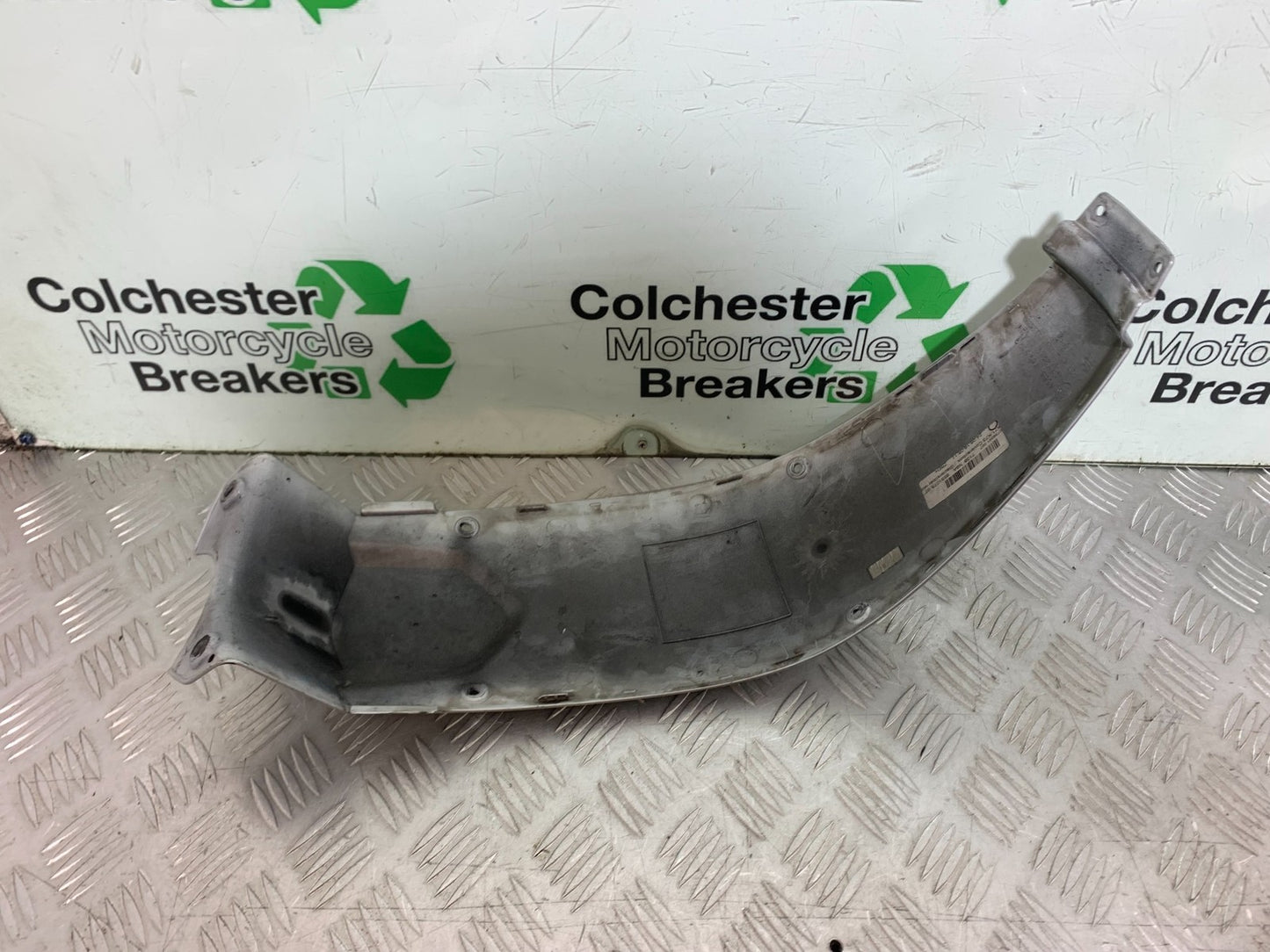 BMW F800 GT CENTER TANK PANEL YEAR 2013-2017 (CMB1248)