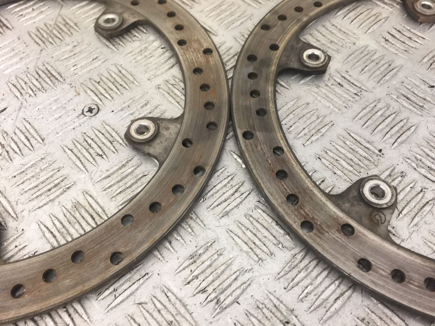 BMW S1000 RR FRONT BRAKE DISCS YEAR 2015 STOCK (476)