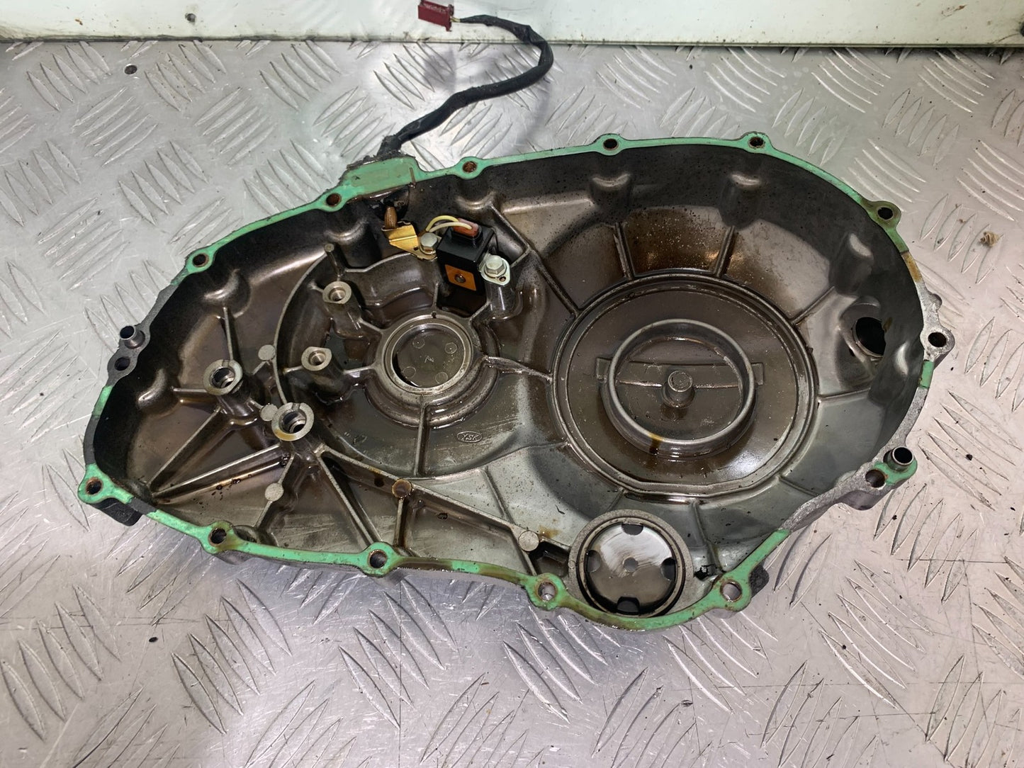 HONDA VFR800 PRE V-TEC CLUTCH COVER YEAR 1998-2001
