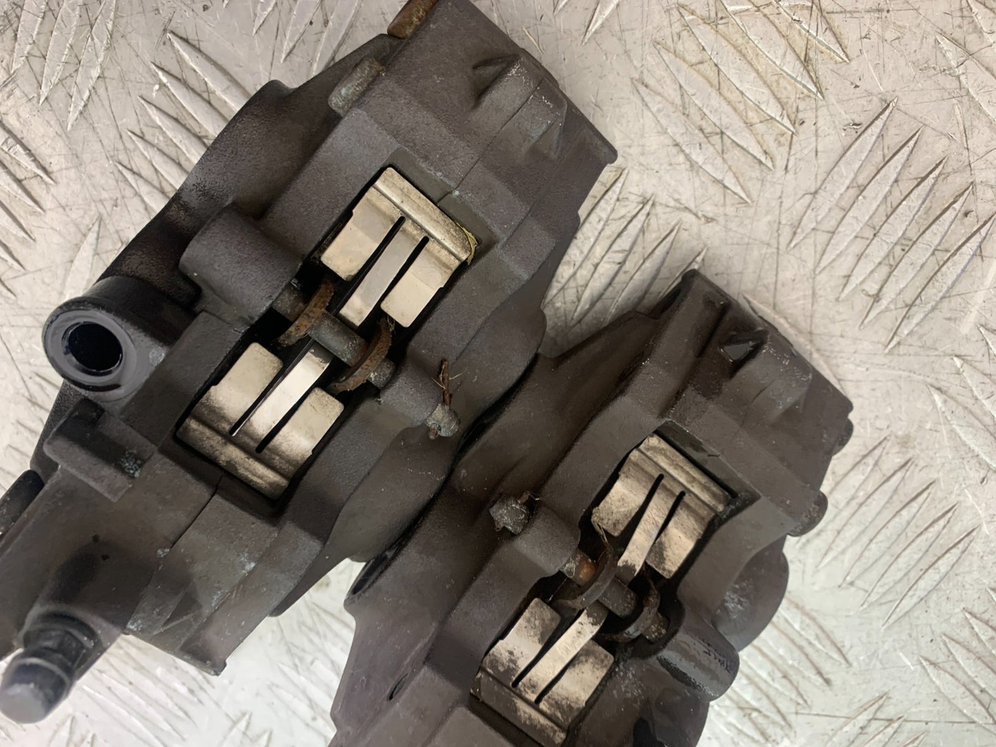SUZUKI RF900 RF 900 FRONT BRAKE CALIPERS YEAR 1994-1999 CMB1326