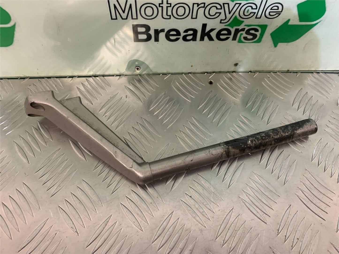 YAMAHA FJR1300 FJR 1300 RIGHT HANDLEBAR YEAR 2001-05 (STOCK 946)