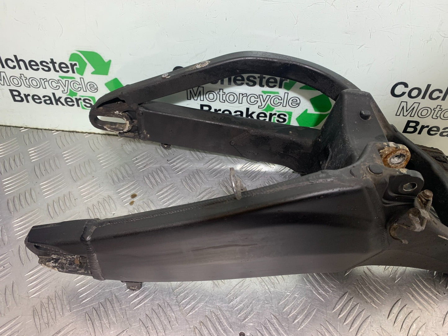 KAWASAKI 650 VERSYS SWINGARM YEAR 2015-2018 (CMB1288)