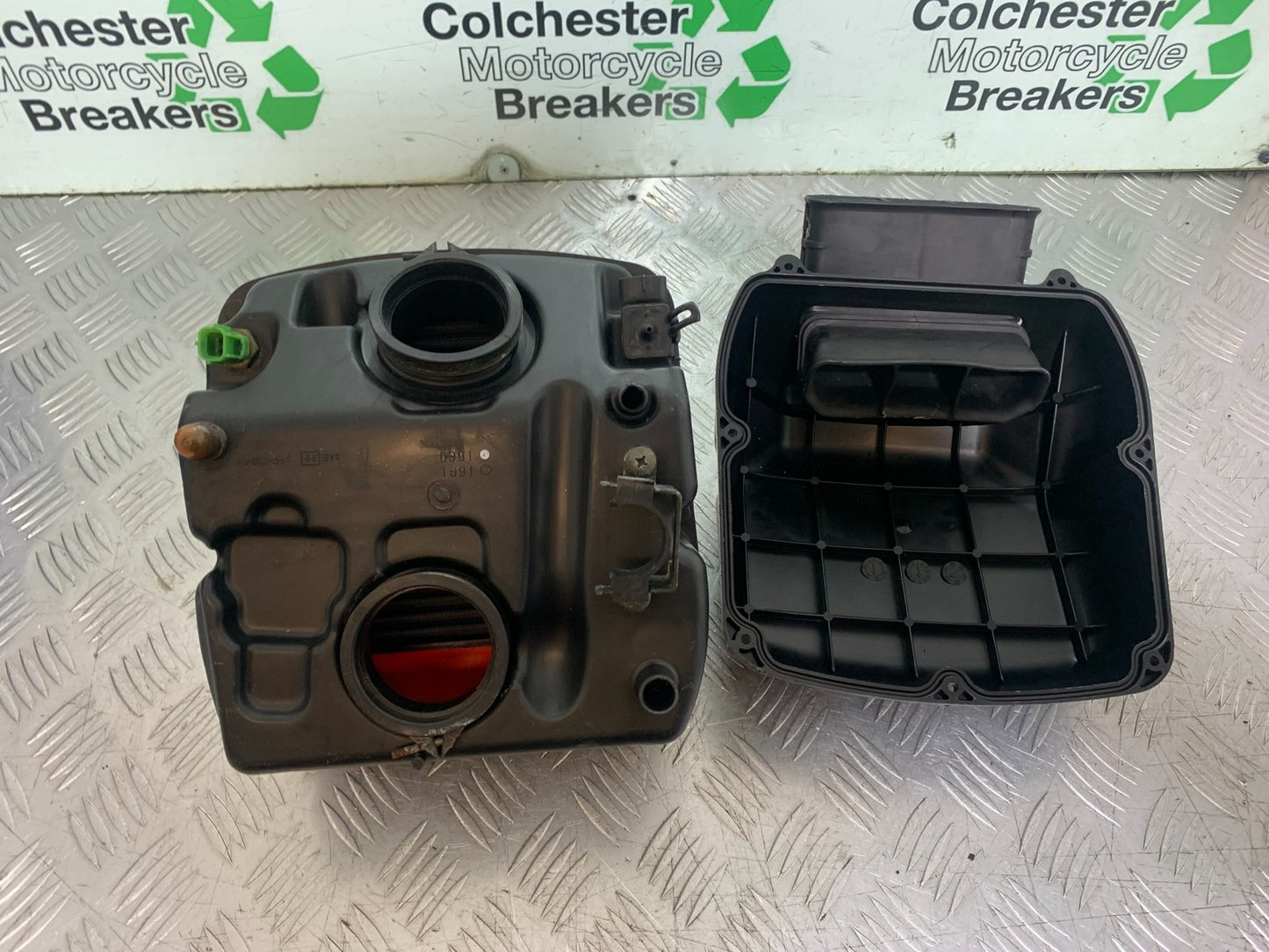 SUZUKI SV1000 SV 1000 S AIR BOX WITH RACE AIR FILTER YEAR 2003-2007 (CMB1293)