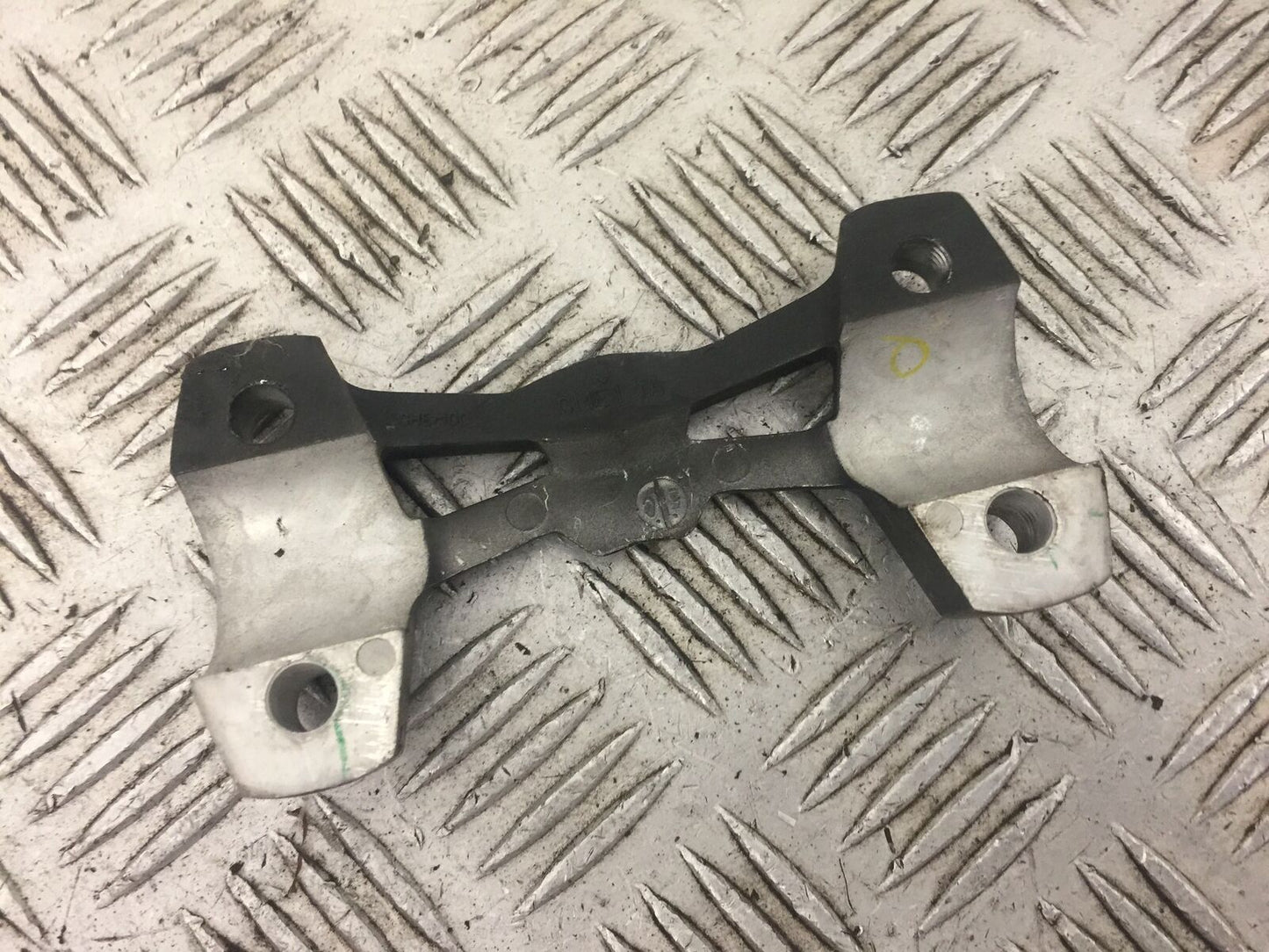 YAMAHA MT 125 MT125 BAR CLAMP YEAR 2014-2019 (STOCK 593)