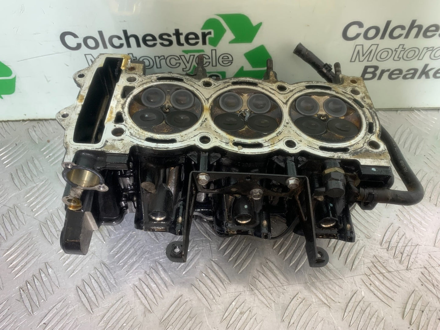 TRIUMPH 1050 SPRINT GT CYLINDER HEAD AND CAMSHAFTS YEAR 2010-2016 (CMB1250)