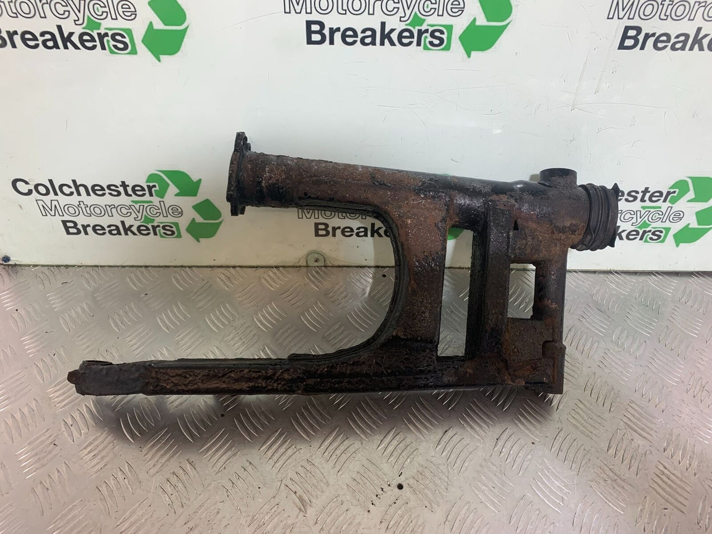 HONDA ST1100 PAN EUROPEAN SWINGARM YEAR 1993-2001 (CMB1096)
