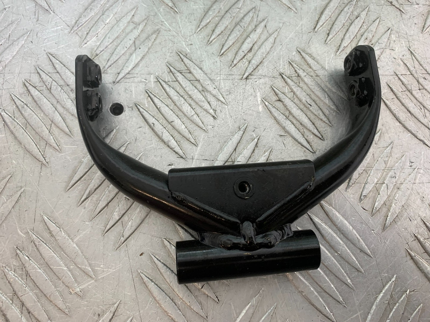 TRIUMPH TRIDENT 660 TANK BRACKET YEAR 2021-2024 (CMB1295)