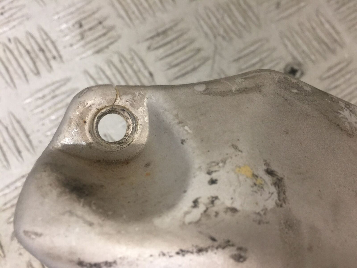 TRIUMPH 955i TIGER SEAT PANEL YEAR 2001-2006 (STOCK 818)