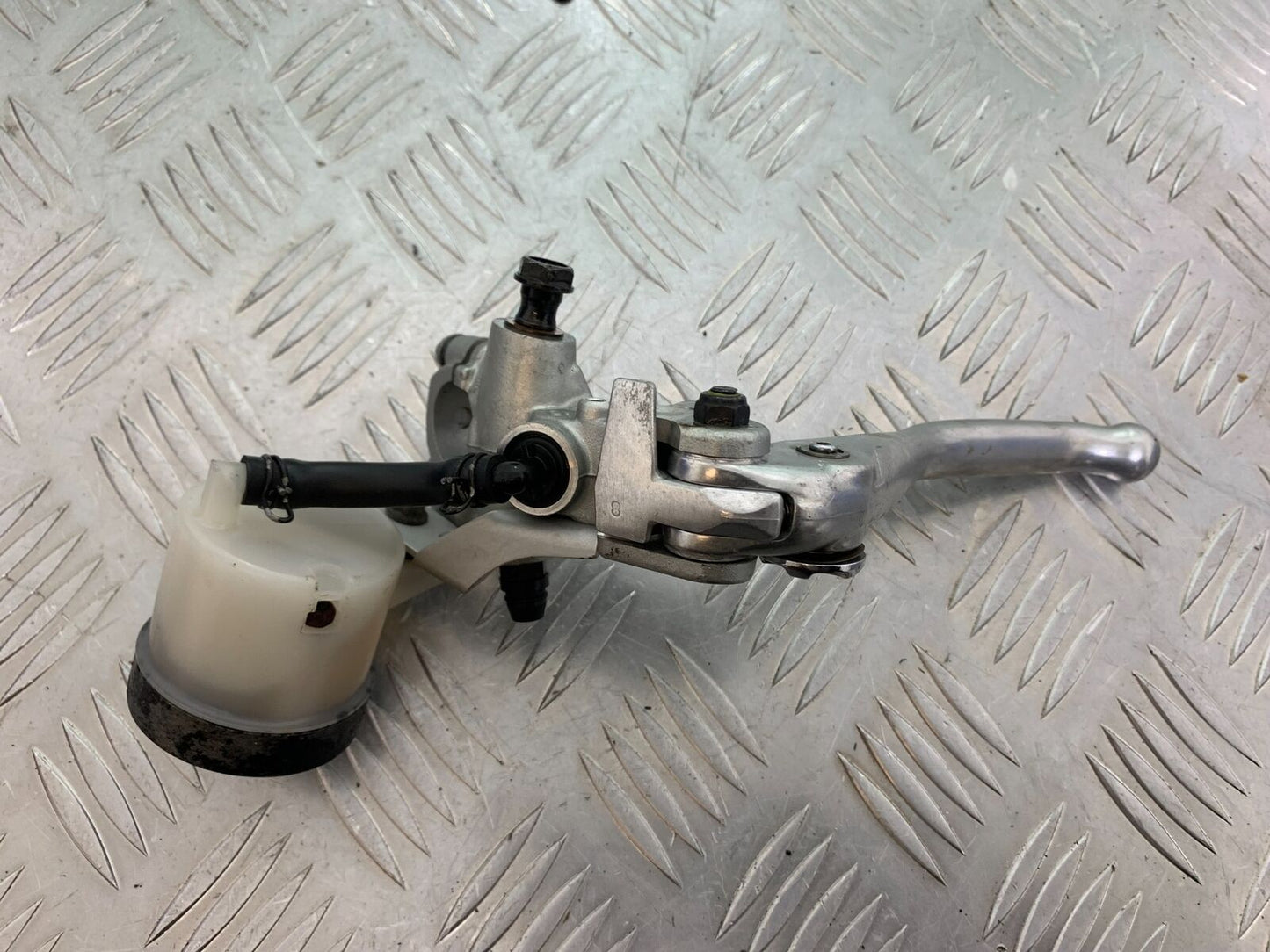 KTM 990 SUPERMOTO T FRONT BRAKE MASTER CYLINDER YEAR 2010-2011 (CMB1032)
