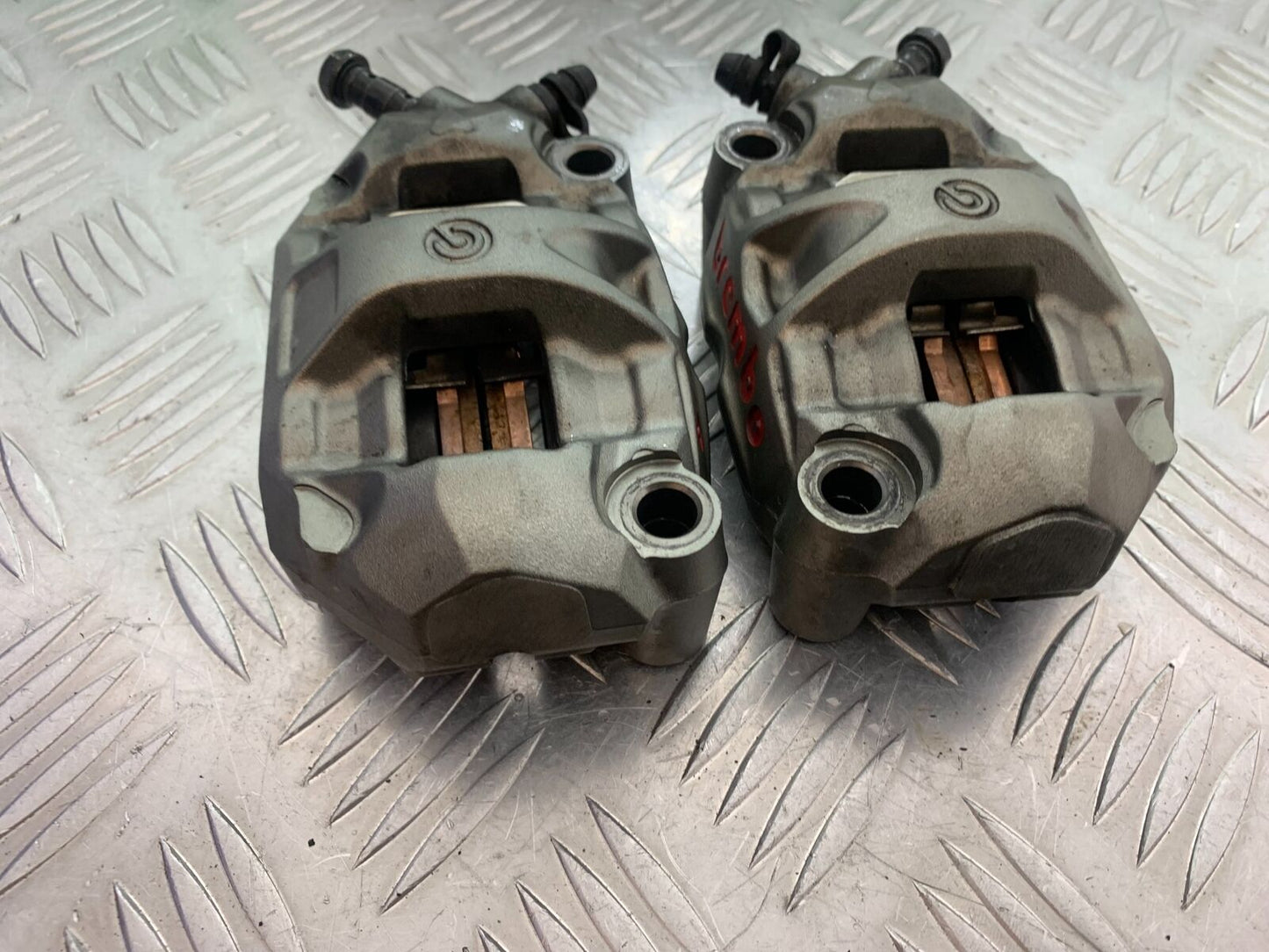 DUCATI 1199 PANIGALE BREMBO FRONT CALIPERS YEAR 2012-2014 (CMB1047)