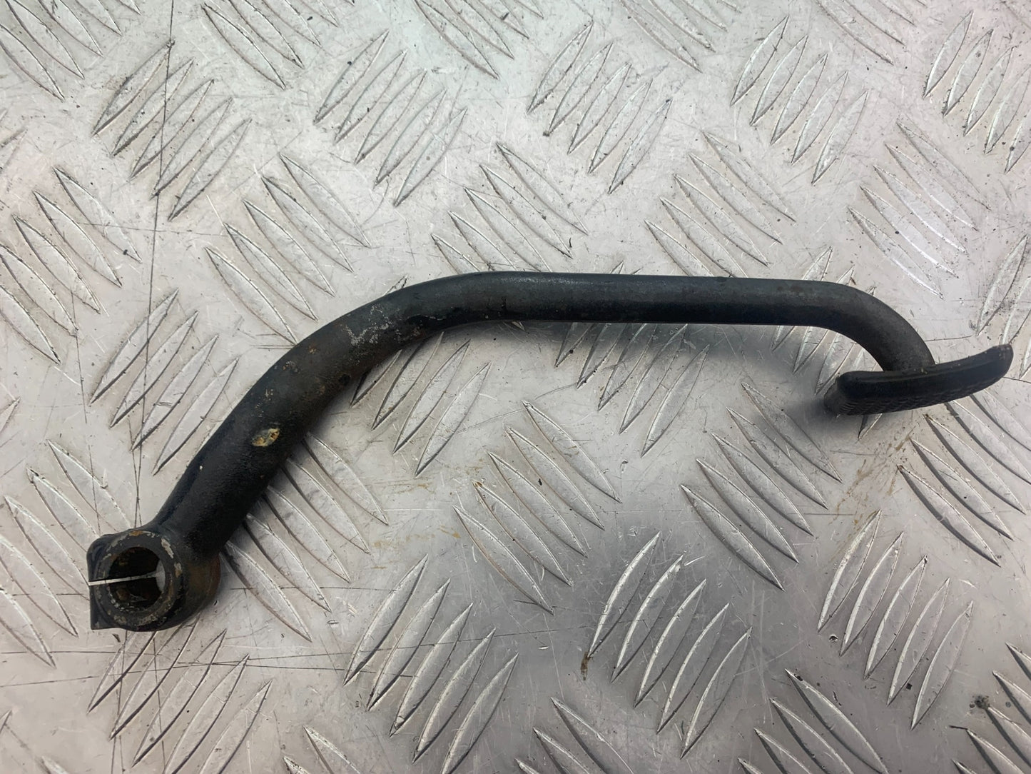 KAWASAKI GT550 GT 550 REAR BRAKE PEDAL YEAR 1984-87 (CMB1141)