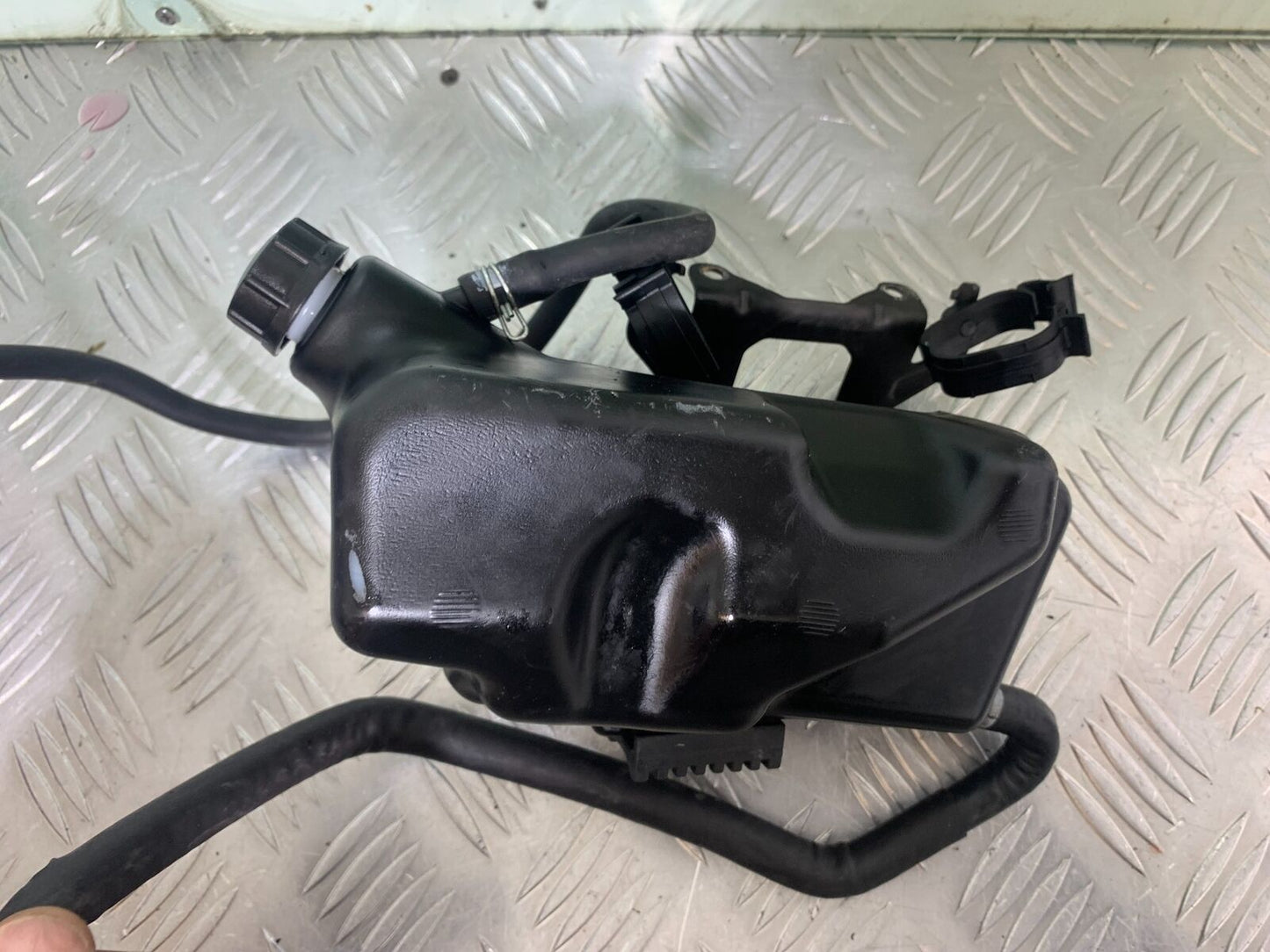 DUCATI DIAVEL 1200 COOLANT BOTTLE YEAR 2014-17 (CMB1054)