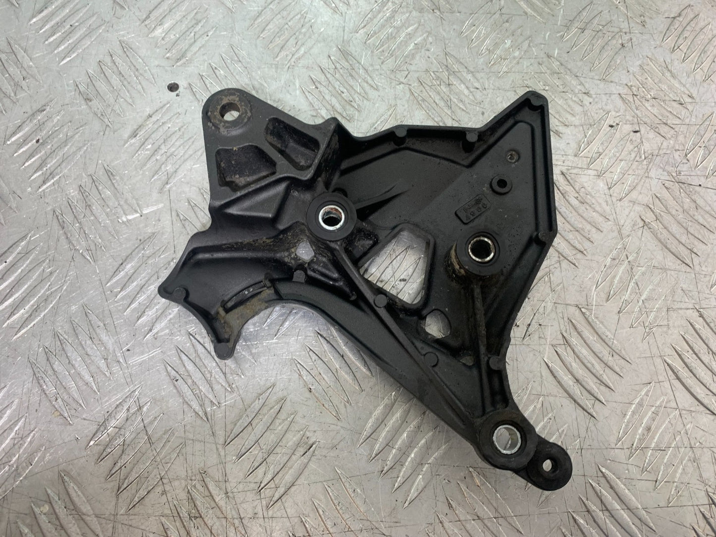 KAWASAKI 650 VERSYS FRONT LEFT HANGER YEAR 2015-2018 (CMB1288)