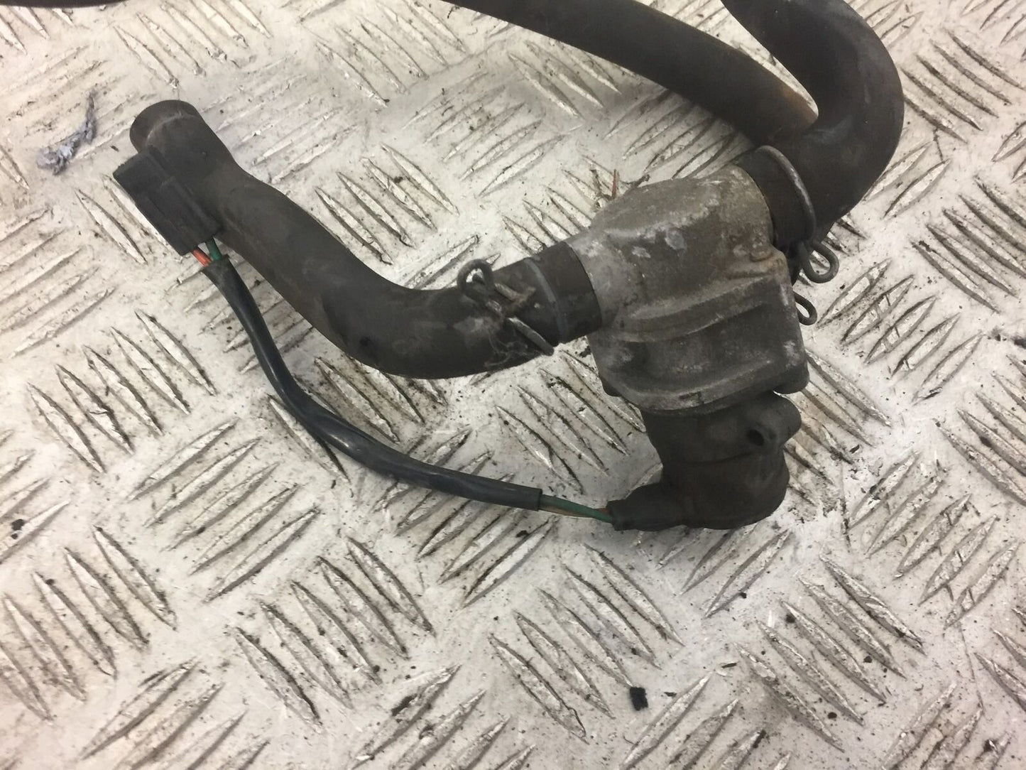 HONDA CB900 CB 900 HORNET AIR VALVE YEAR 2002 STOCK 395