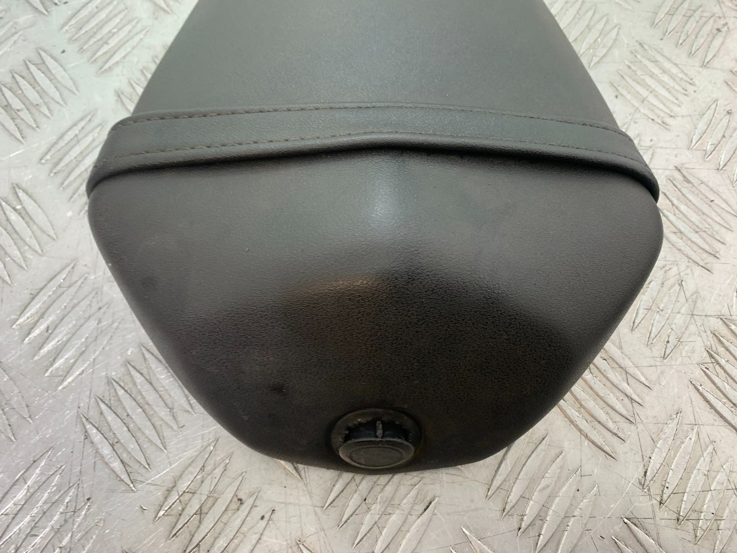 YAMAHA YZF-R125 YZF 125 REAR SEAT YEAR 2019-2022 (CMB1263)