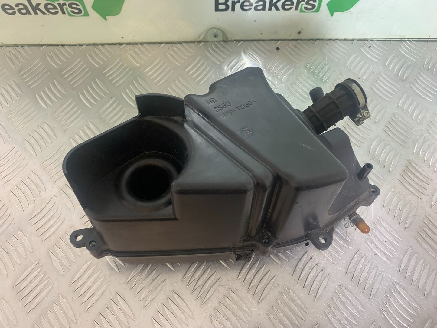 YAMAHA YS125 YS 125 AIRBOX YEAR 2017-2021 (CMB1053)