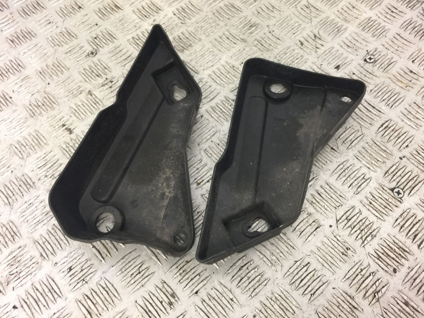 LEXMOTO MICHIGAN 125 EFI LEFT & RIGHT INFILLS YEAR 2015-20 STOCK 527)