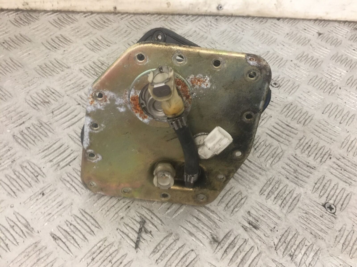 TRIUMPH 955i SPRINT ST PETROL PUMP YEAR 1999-2004 (STOCK 868)