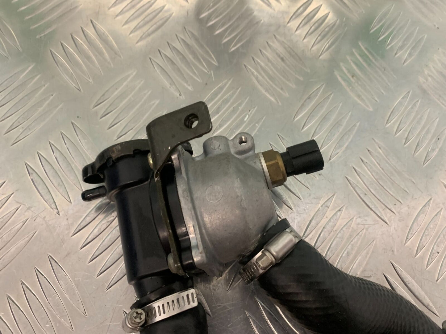 KAWASAKI Z750 Z 750 THERMOSTAT YEAR 2004-2006 (STOCK 963)